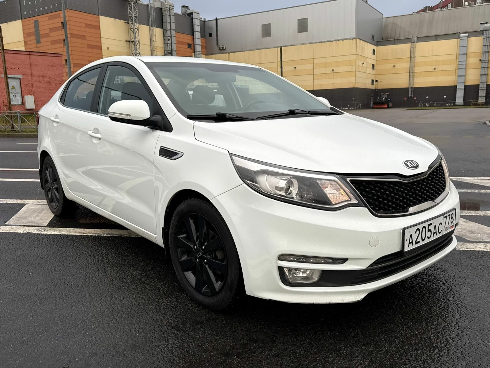 Kia RIO Z94****16 с пробегом