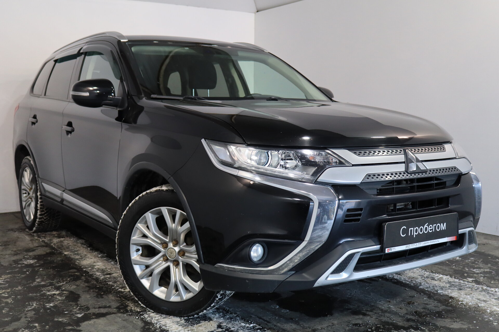 Mitsubishi Outlander Z8T****17 с пробегом