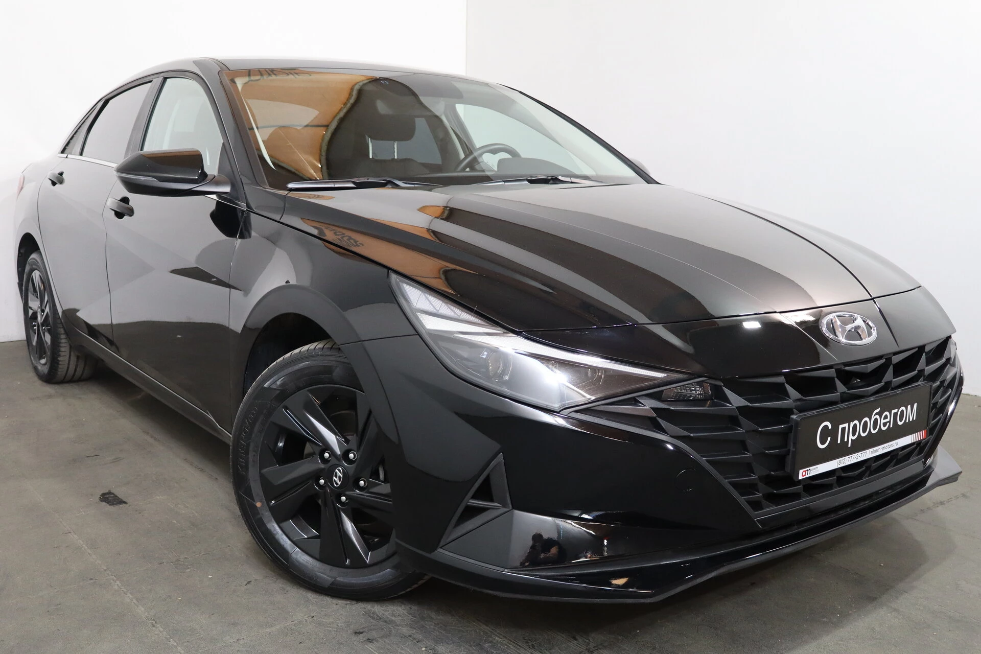 Hyundai Elantra XWE****52 с пробегом