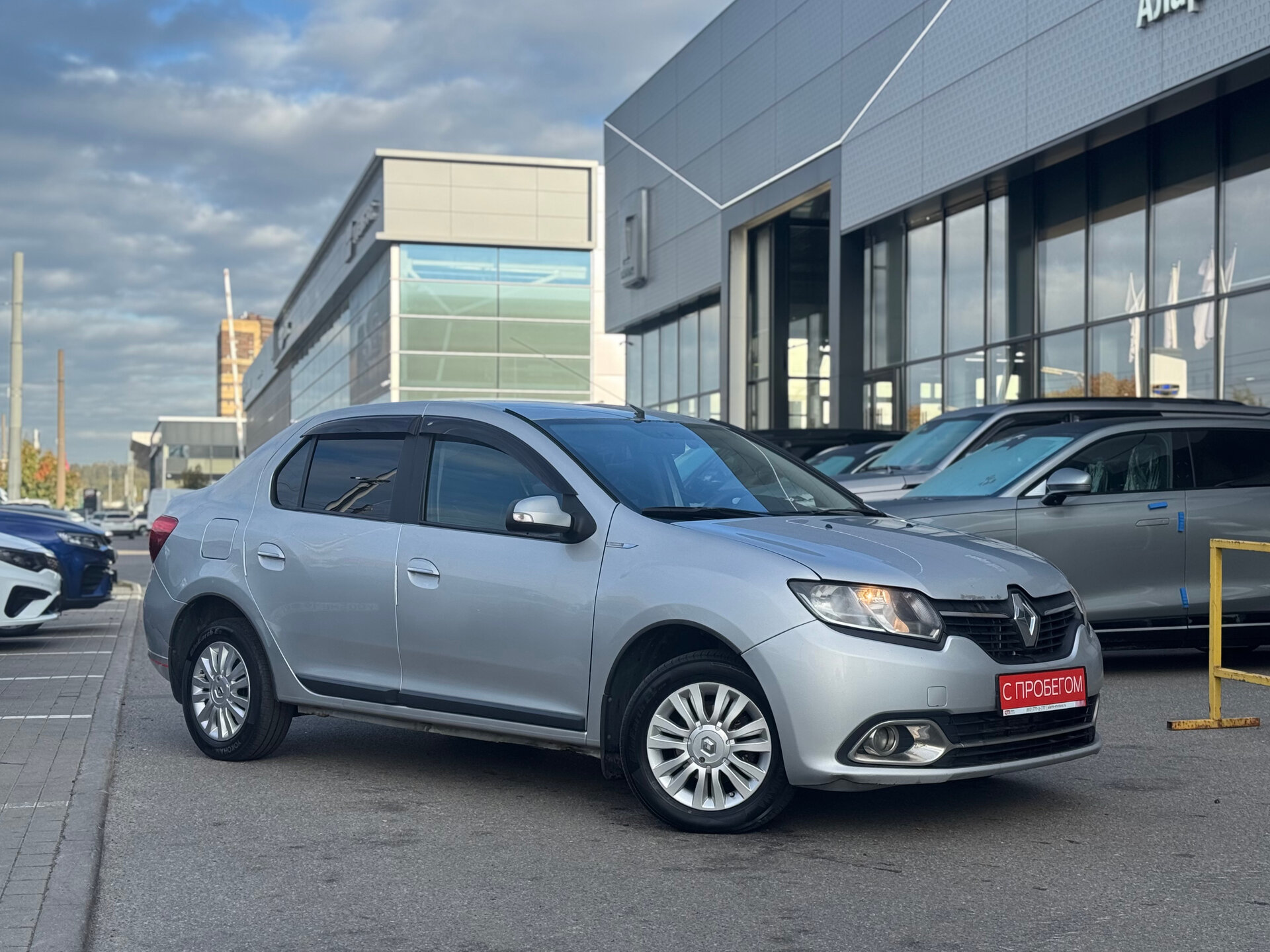 Renault Logan X7L****14 с пробегом