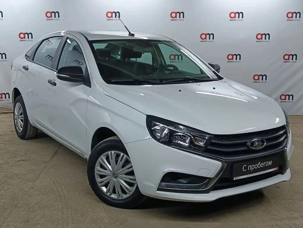 LADA VESTA XTA****60 с пробегом