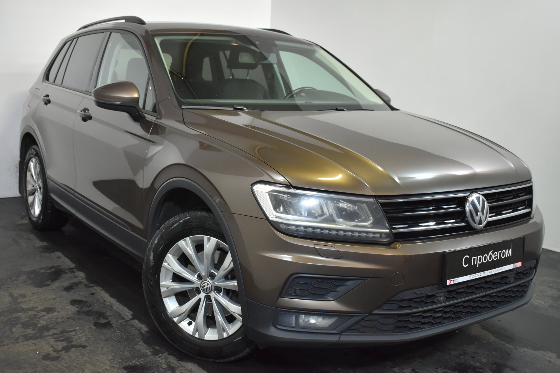 Volkswagen Tiguan XW8****40 с пробегом