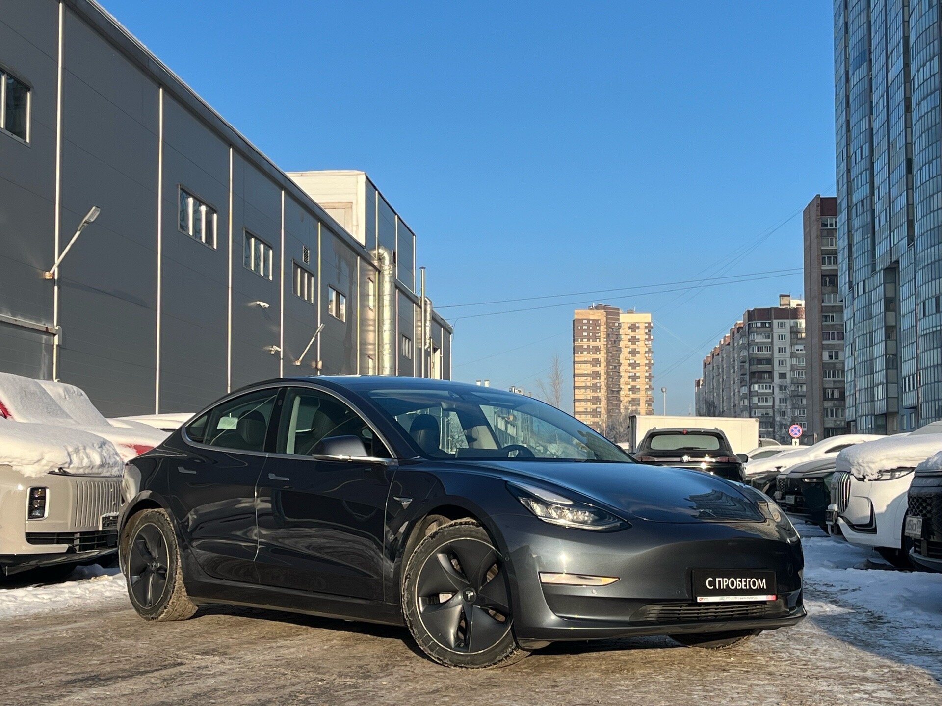 Tesla Model 3 5YJ****54 с пробегом