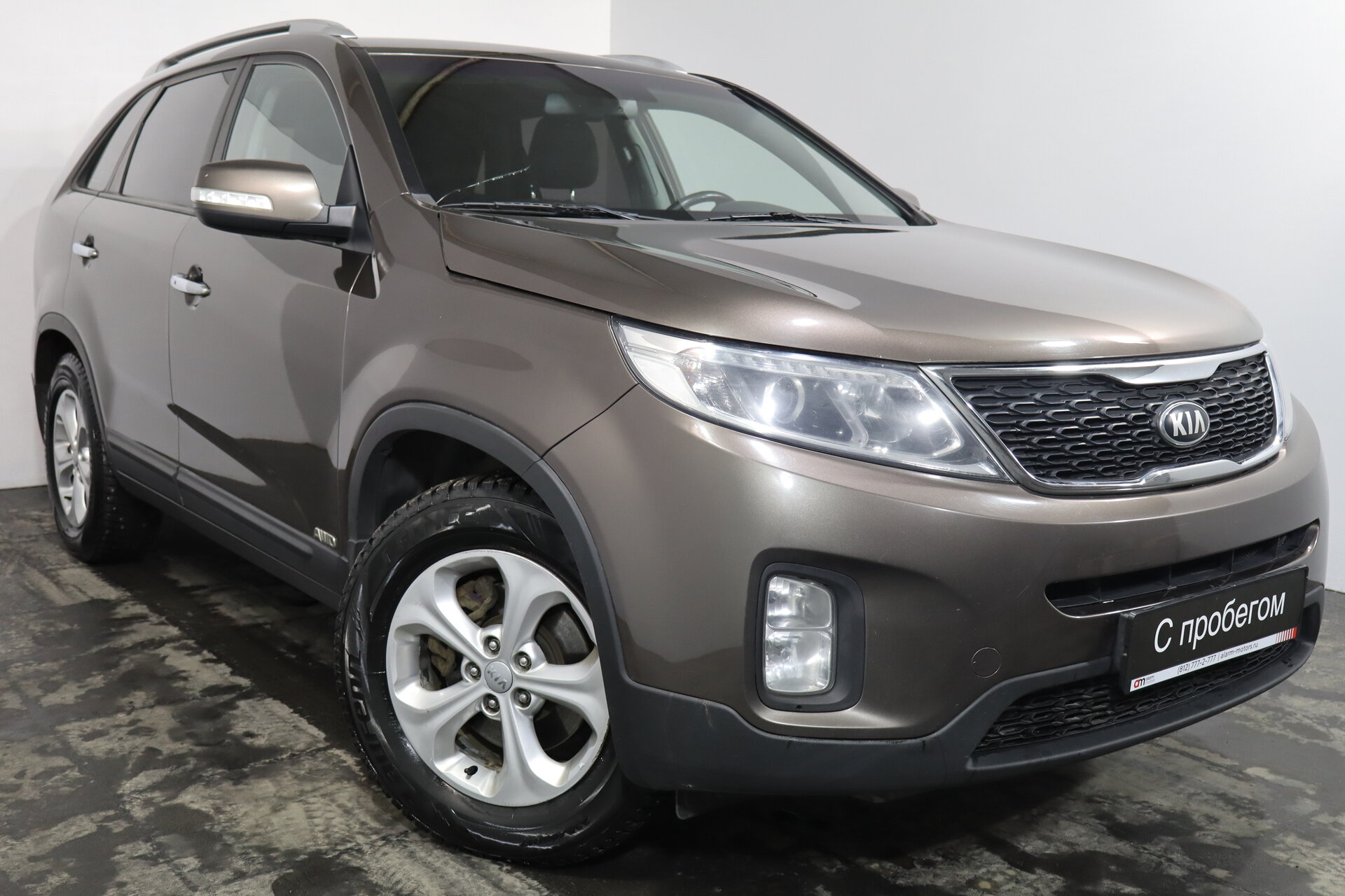 Kia SORENTO XWE****75 с пробегом