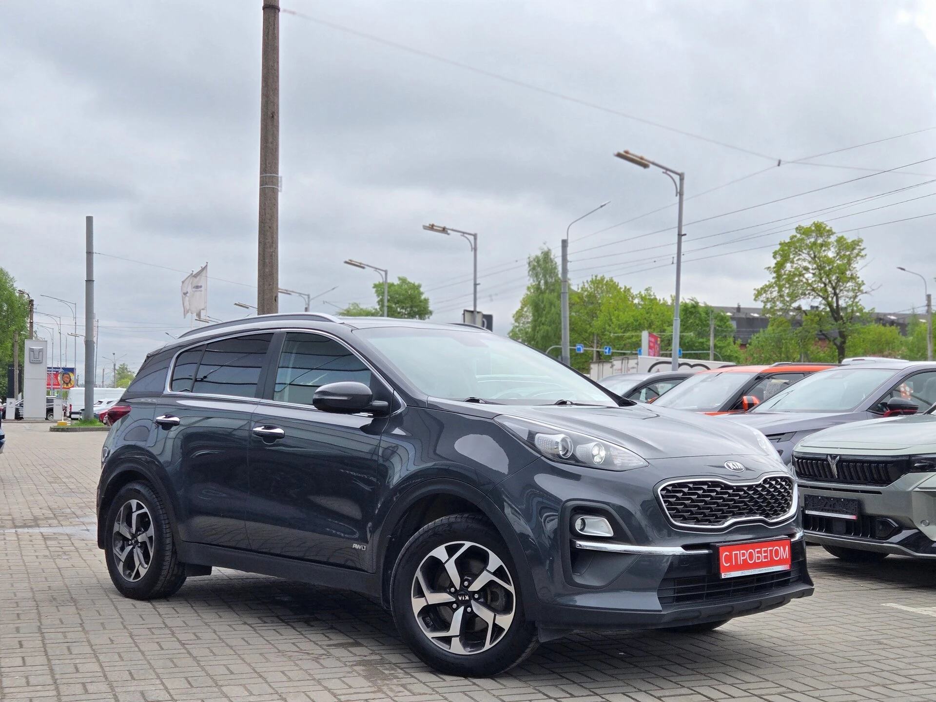 Kia SPORTAGE XWE****43 с пробегом