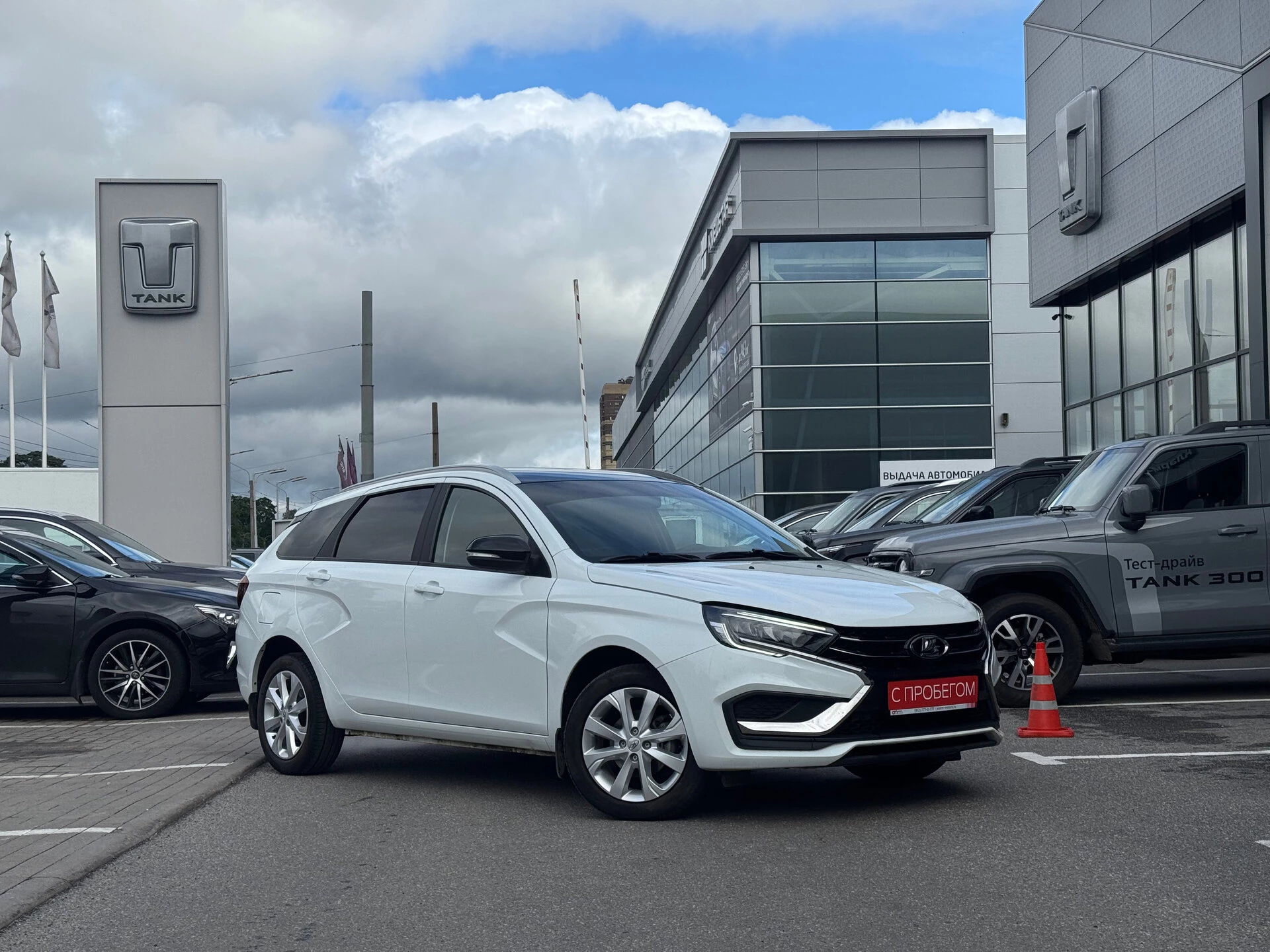 LADA VESTA XTA****13 с пробегом
