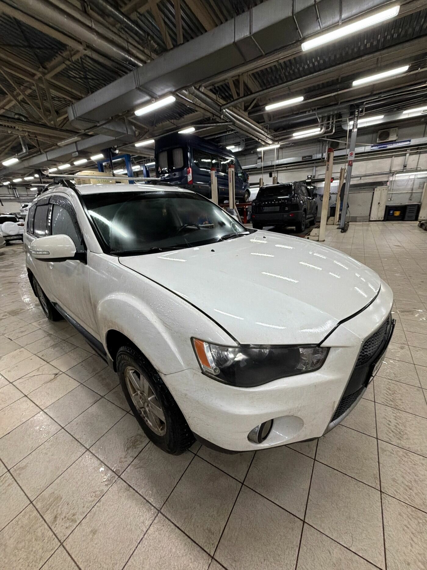 Mitsubishi Outlander JMB****40 с пробегом