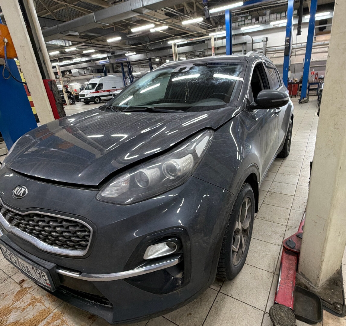 Kia SPORTAGE XWE****29 с пробегом