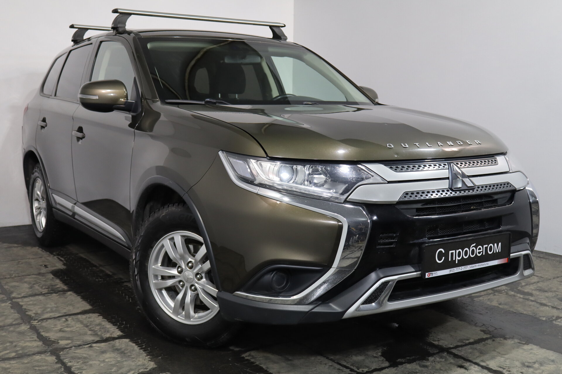 Mitsubishi Outlander Z8T****63 с пробегом