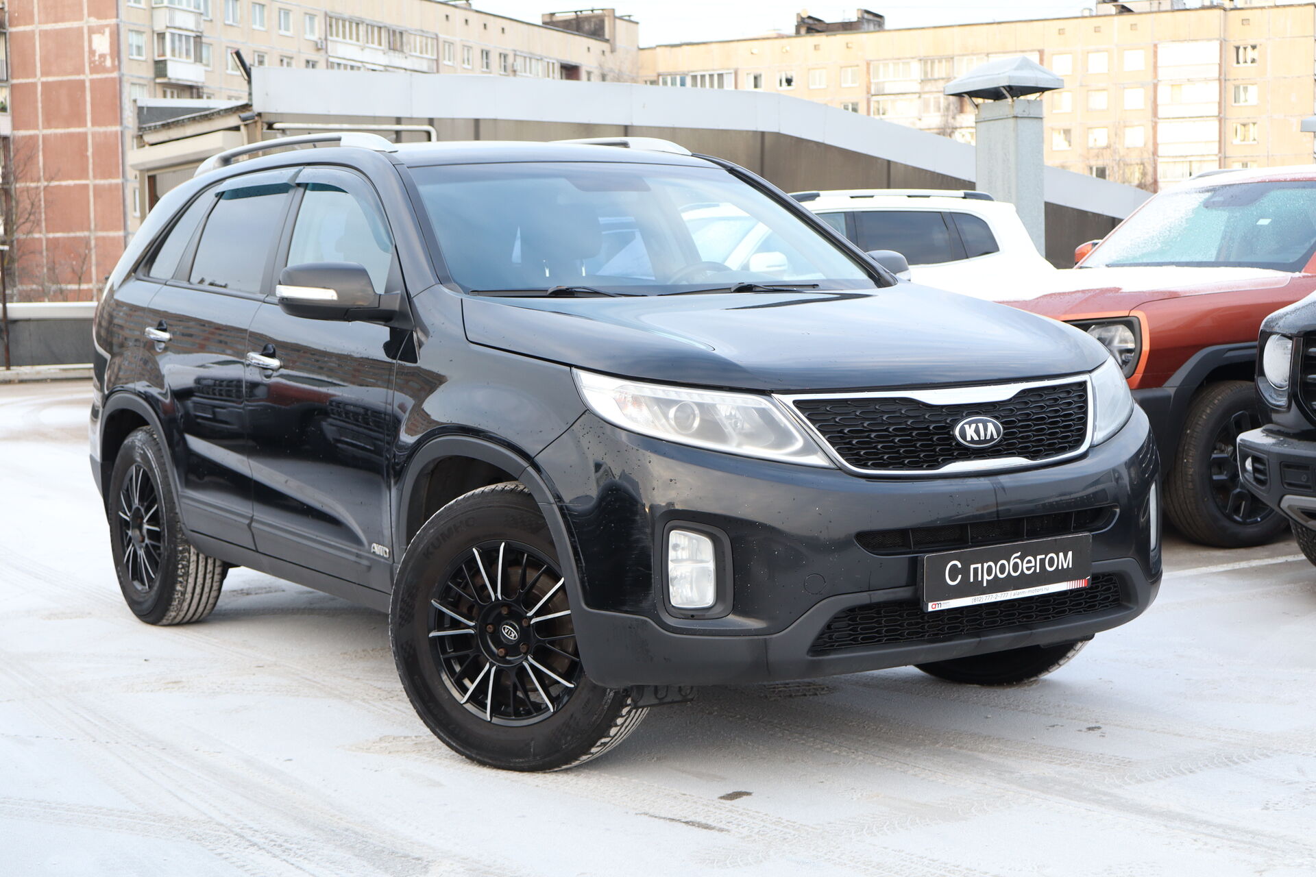 Kia SORENTO XWE****49 с пробегом