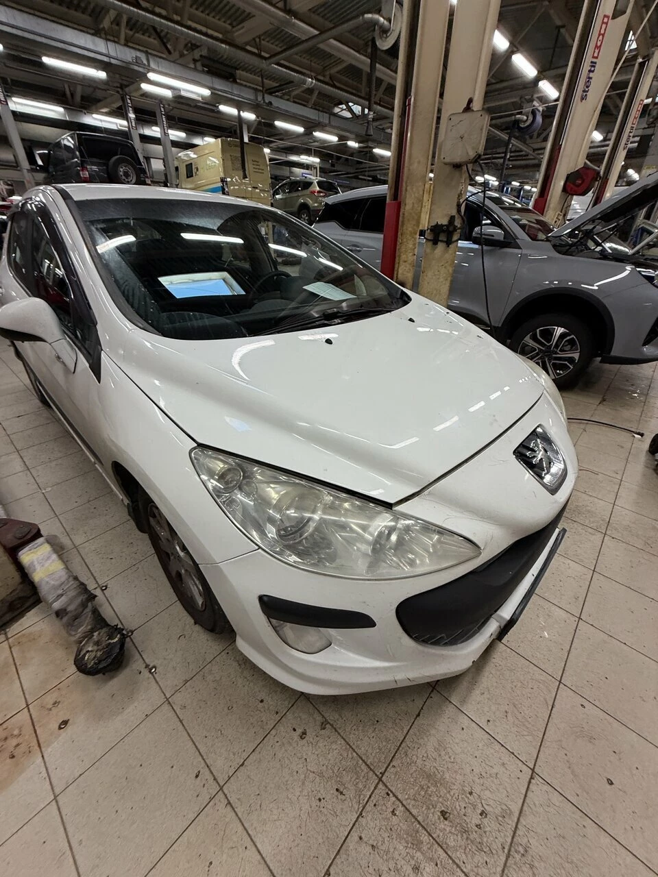 Peugeot 308 Z8T****29 с пробегом