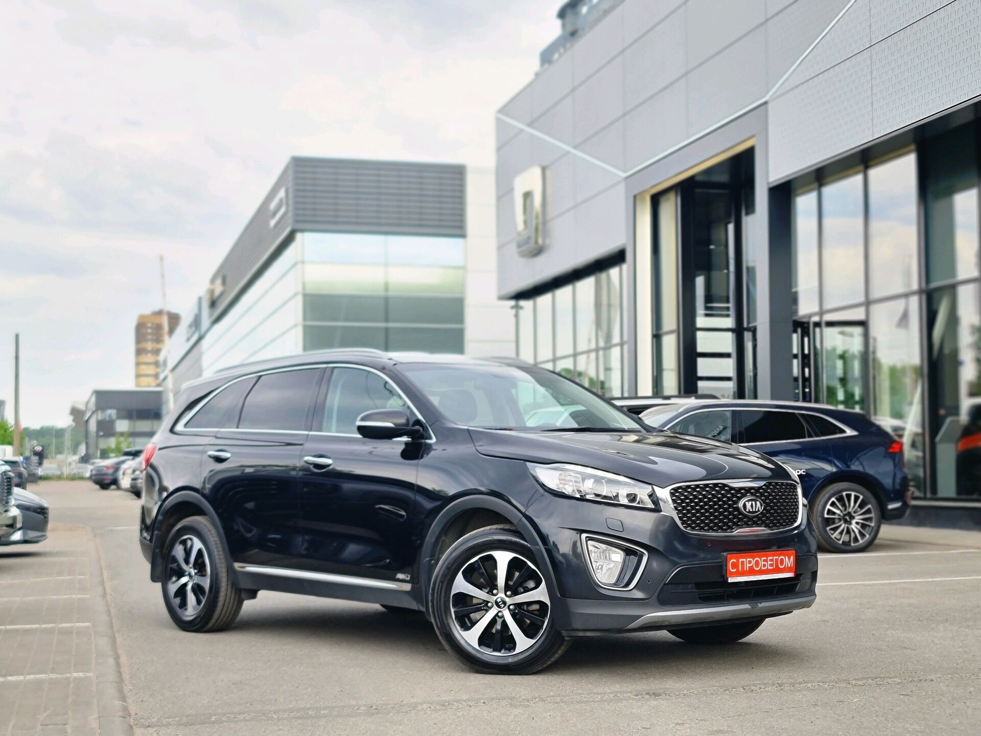 Купить новый Kia SORENTO в Санкт-Петербурге у официального дилера