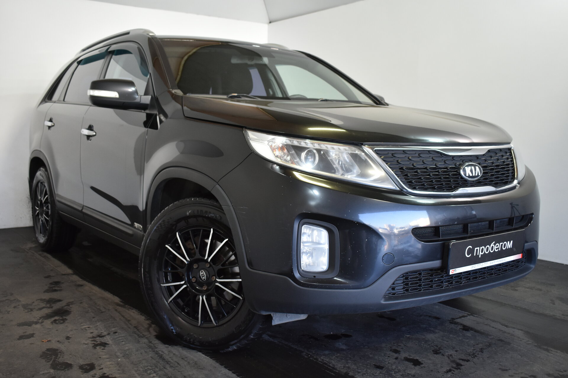 Kia SORENTO XWE****49 с пробегом