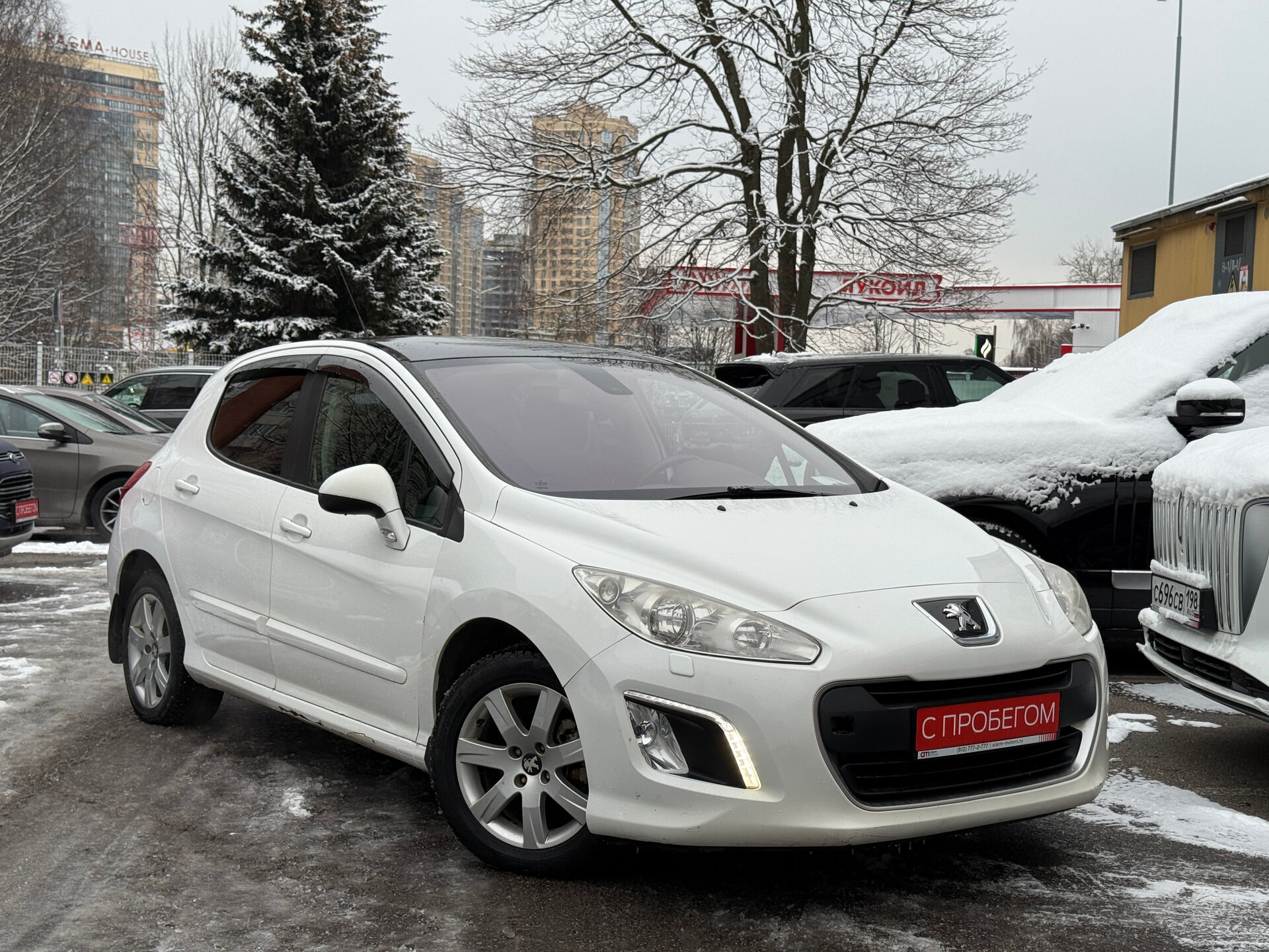 Peugeot 308 Z8T****11 с пробегом