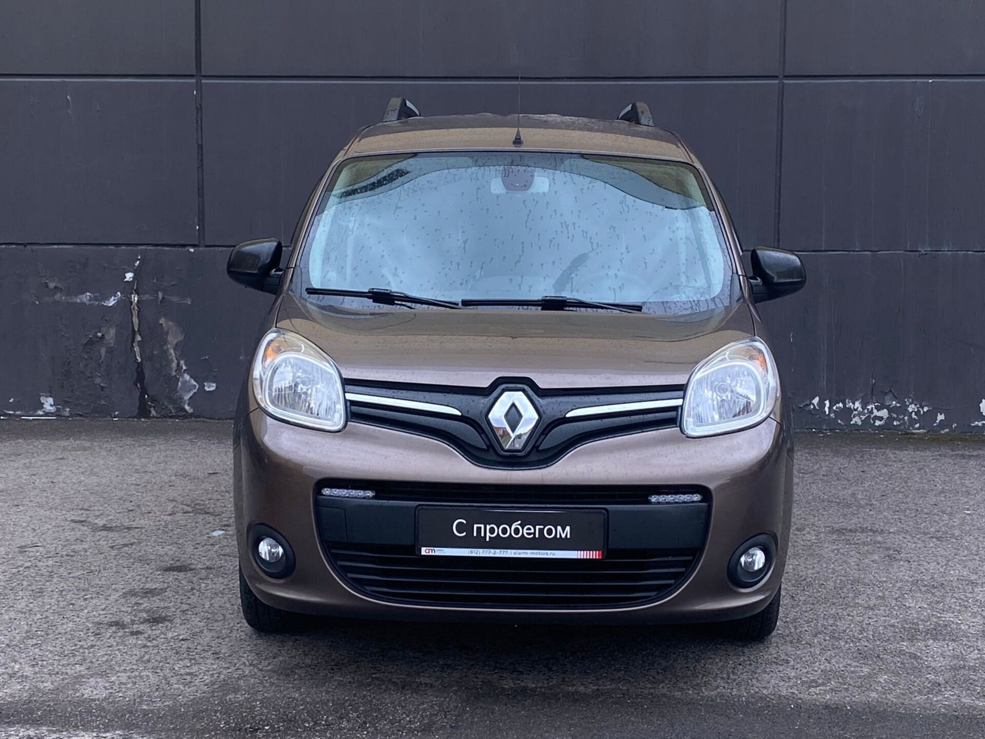 Renault Kangoo, II Рестайлинг 2014 года с пробегом 144000 км купить в  Санкт-Петербурге - Аларм-Моторc