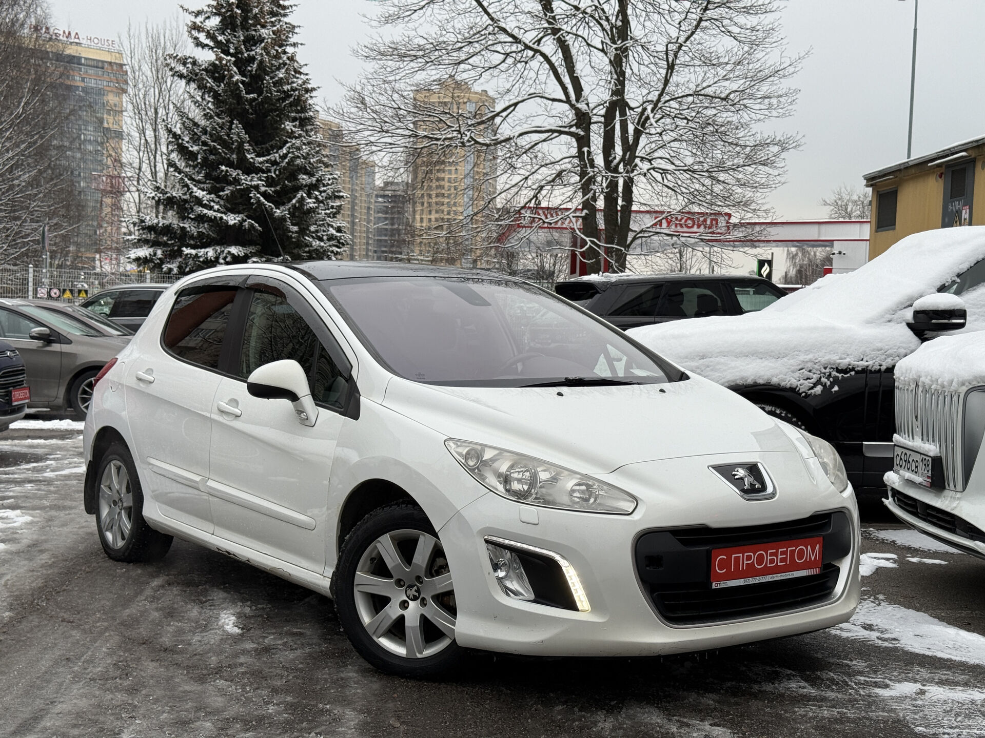 Peugeot 308 Z8T****11 с пробегом