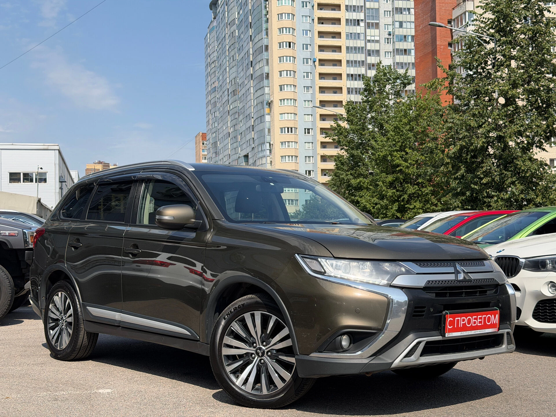 Mitsubishi Outlander Z8T****90 с пробегом