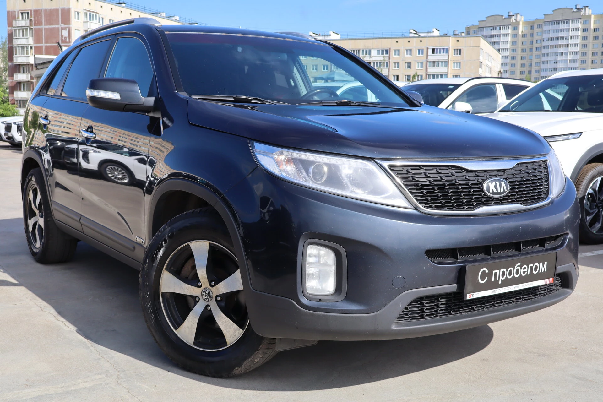 Kia SORENTO XWE****84 с пробегом