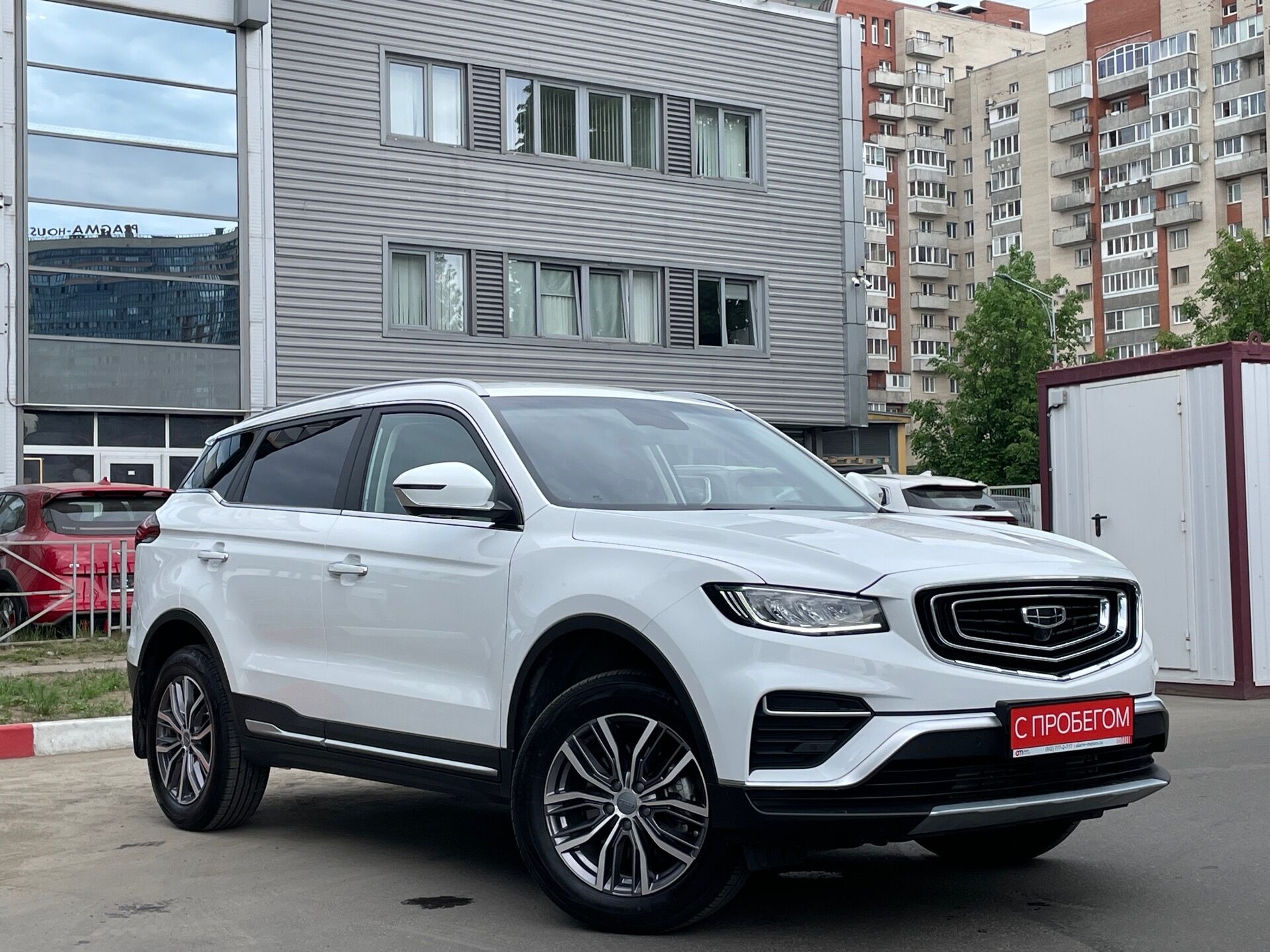 Купить новый Geely ATLAS PRO в Санкт-Петербурге у официального дилера