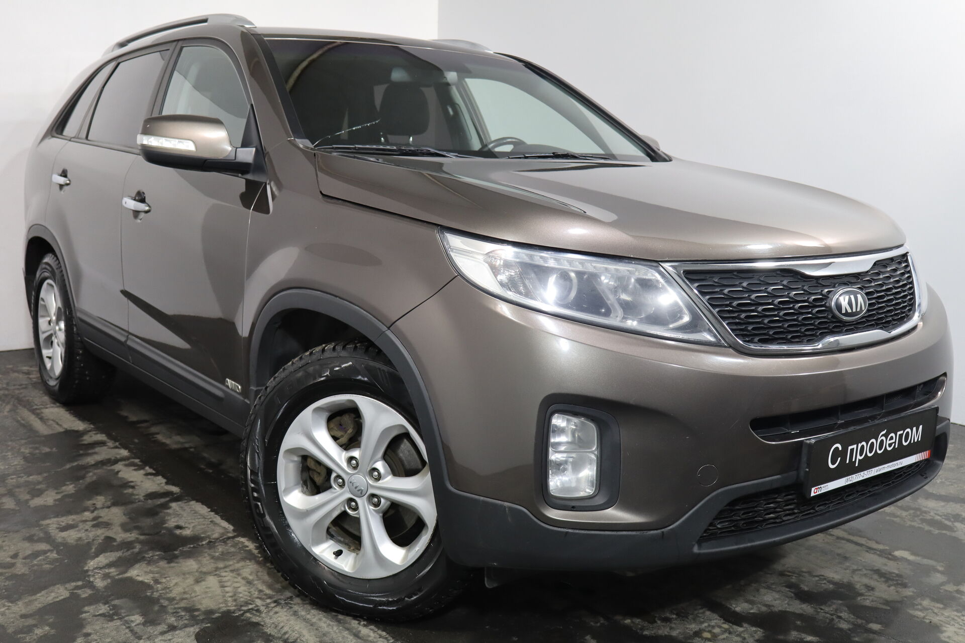 Kia SORENTO XWE****75 с пробегом