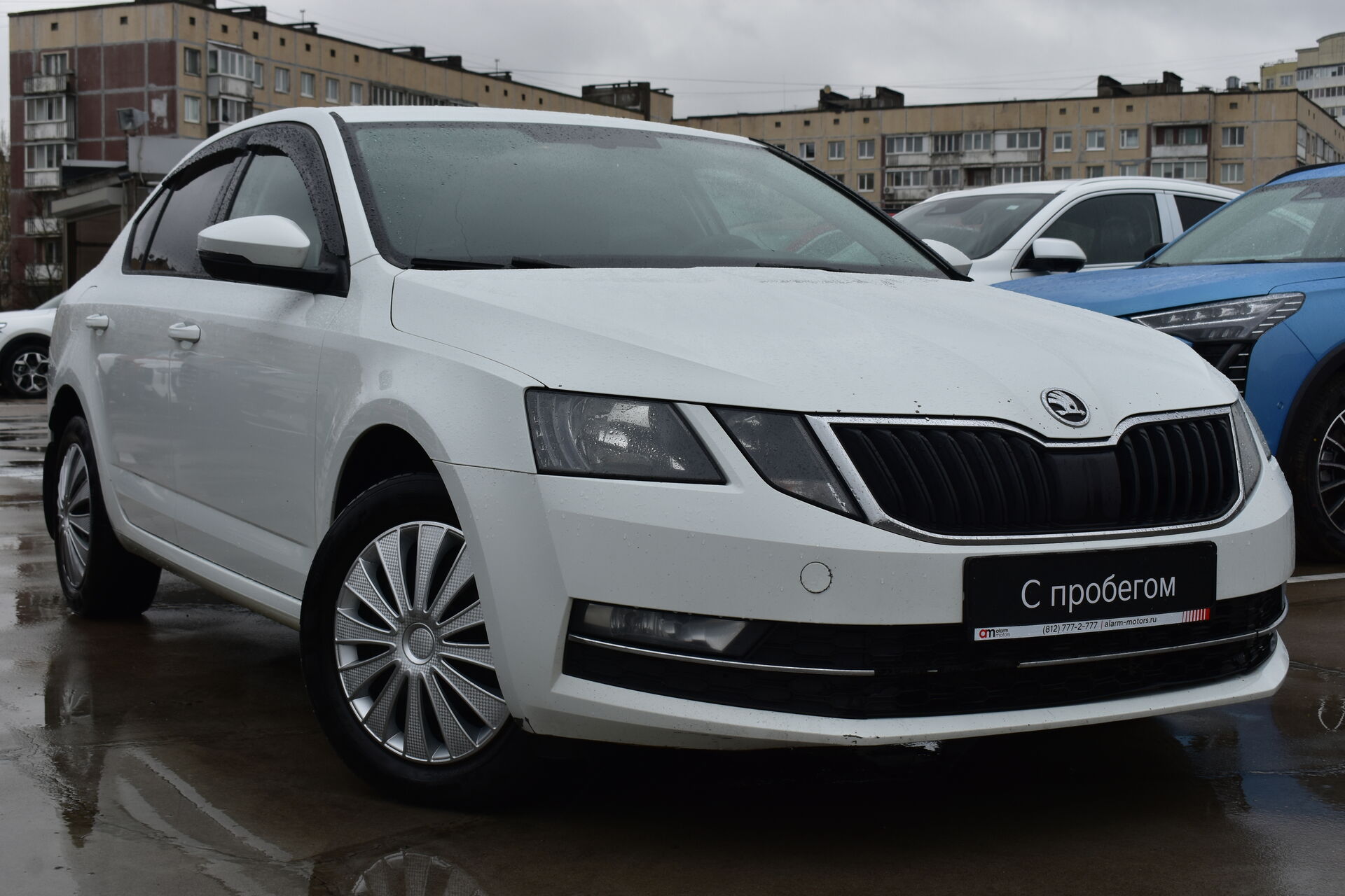 Skoda Octavia, III (A7) Рестайлинг 2018 года с пробегом 184000 км купить в  Санкт-Петербурге - Аларм-Моторc